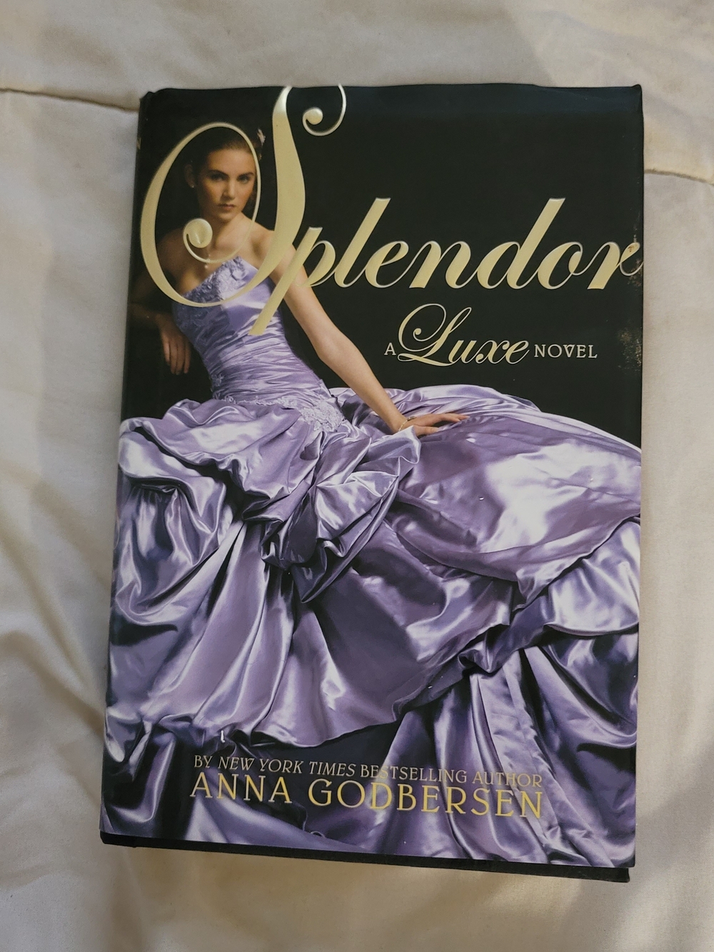 Splendor 4 A Luxe Novel Hardcover
Romance Mystery Society